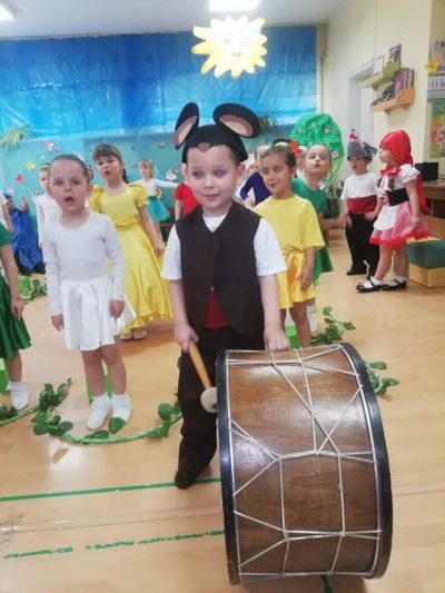 Първа пролет - ДГ Здравец - Пазарджик