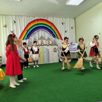 Празник на театралното изкуство - ДГ Здравец - Пазарджик